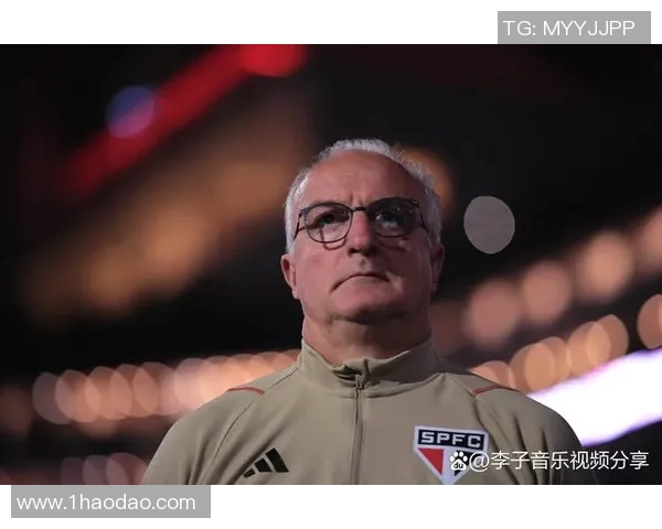 厄德高的崛起与挑战：从天才少年到足球世界的璀璨明星之路